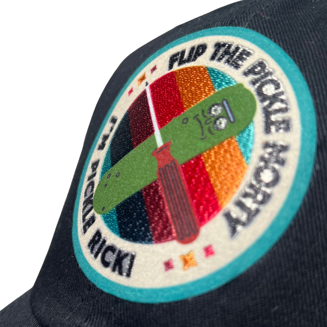 Gorra Rick and Morty Pickle Rick Negra
