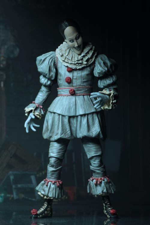 Figura NECA (2017) Pennywise The Dancing Clown Versión Ultimate
