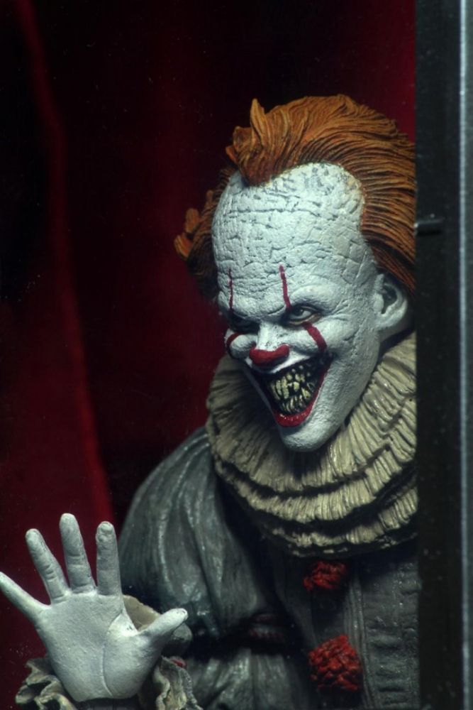 Figura NECA IT Chapter 2 (2019) Pennywise Versión Ultimate