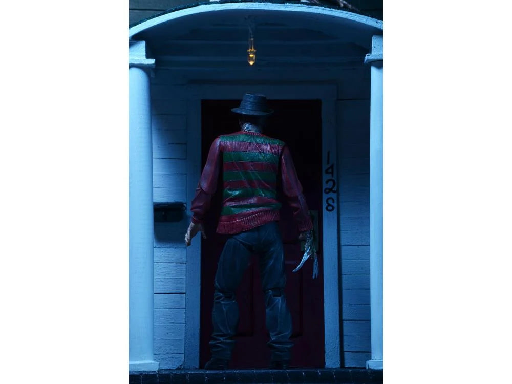 Figura NECA A Nightmare on Elm Street 30th Anniversary Freddy Krueger Versión Ultimate