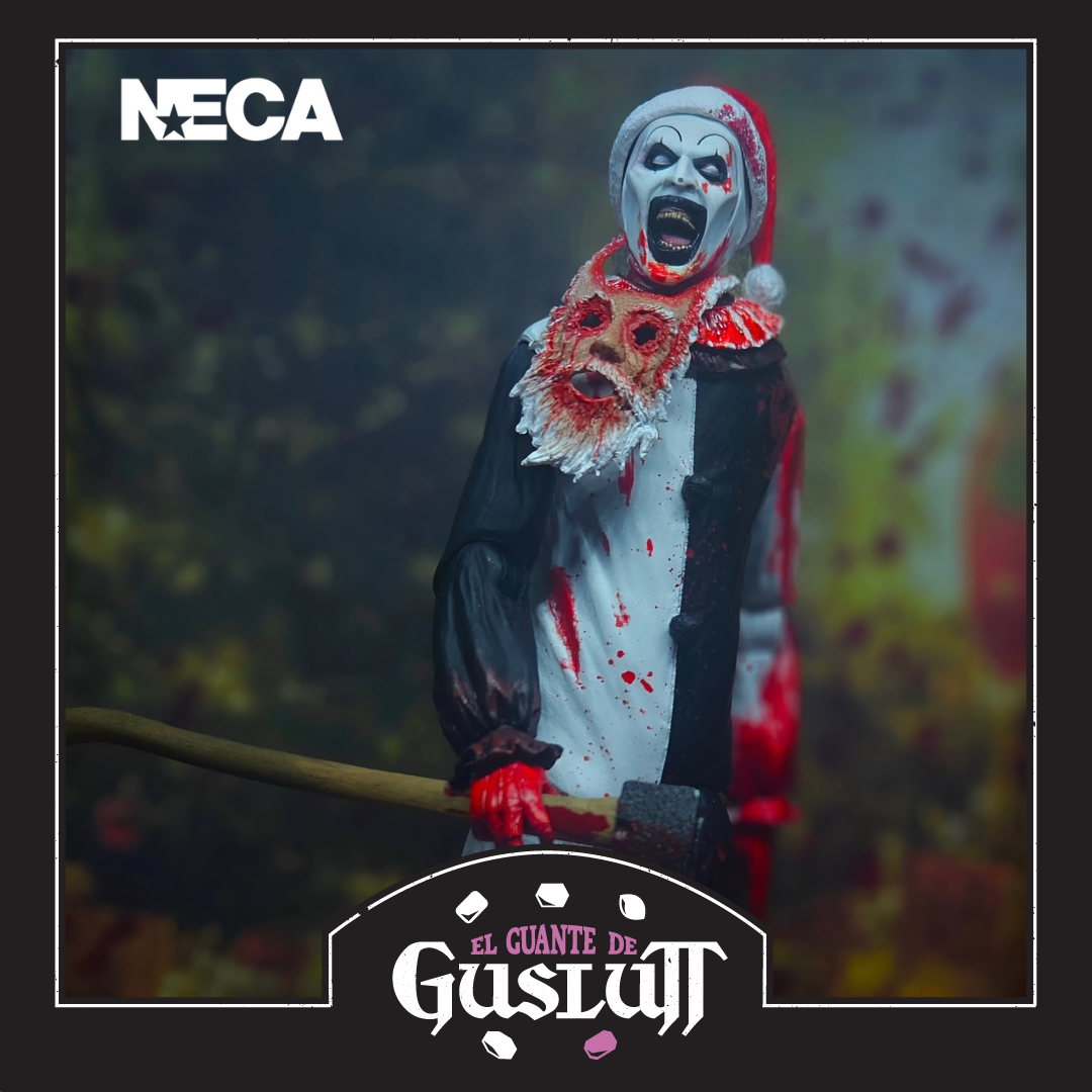 Figura NECA Terrifier llI Art The Clown (Final Battle) Versión Ultimate