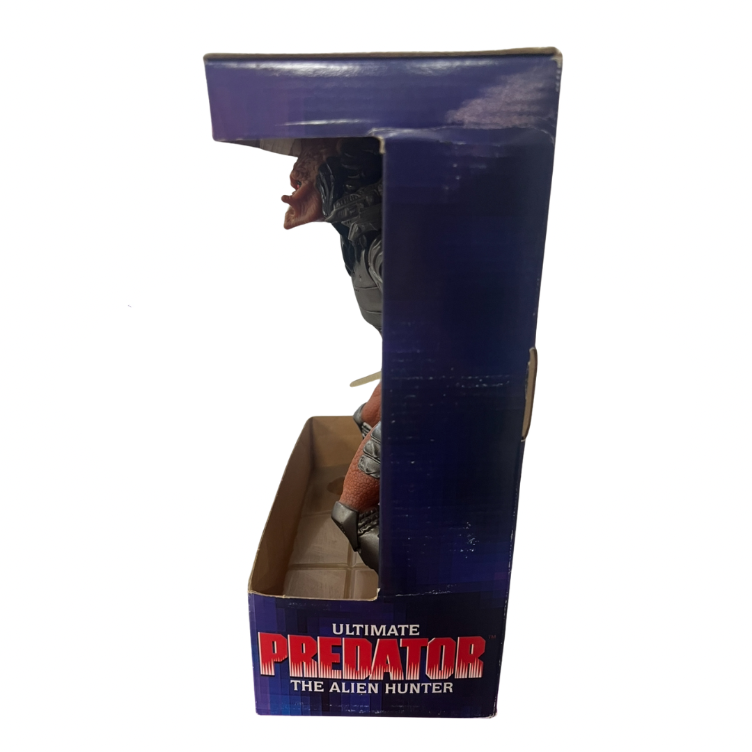 Figura Retro Kenner Predator Versión Ultimate de 10 Pulgadas