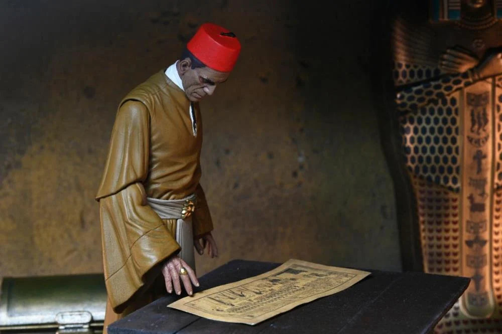 Figura NECA Universal Monsters Ardath Bey Versión Ultimate