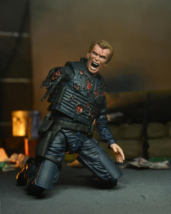 Figura NECA RoboCop Alex Murphy (OCP Uniform Edition) Versión Ultimate
