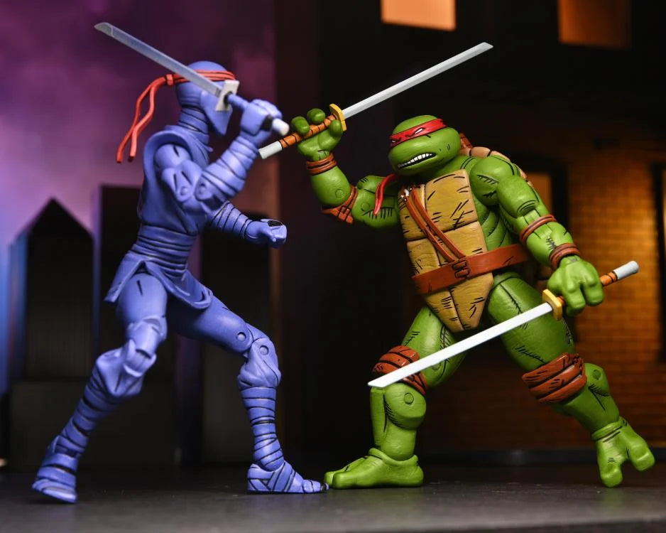 Figura Figura NECA Teenage Mutant Ninja Turtles Leonardo Edición Mirage Comics