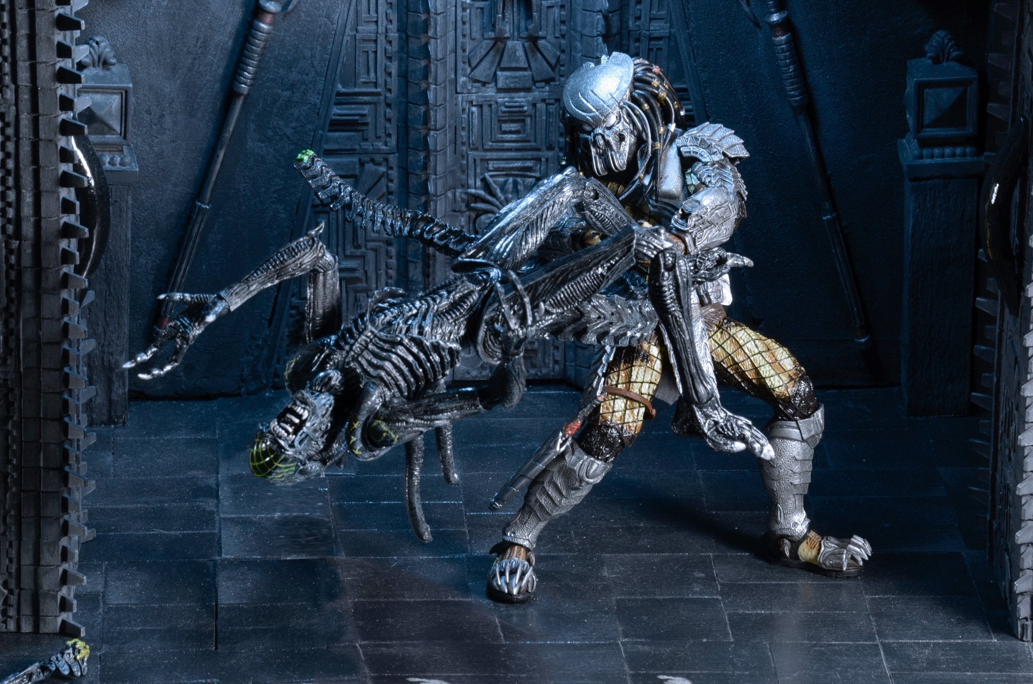 Set de Figuras NECA Alien vs Predator Grid vs Celtic: Rivarly Reborn Edición Exclusiva