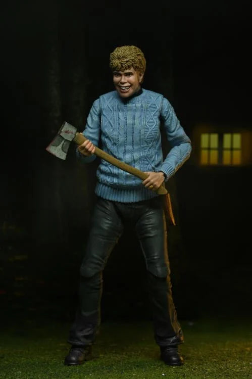 Figura NECA Friday the 13th Pamela Voorhees Versión Ultimate