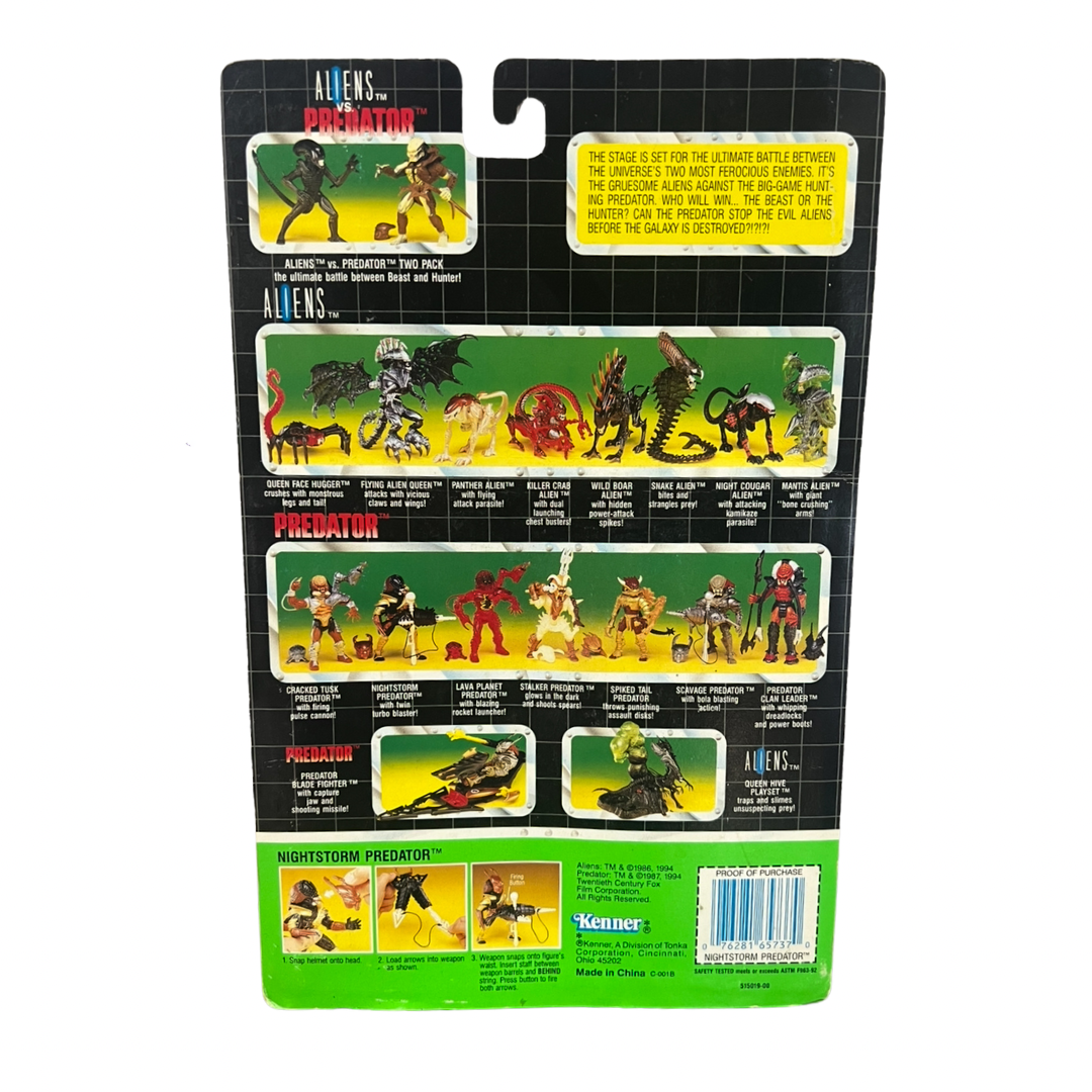 Figura Retro Kenner Nightstorm Predator con acción de ataque
