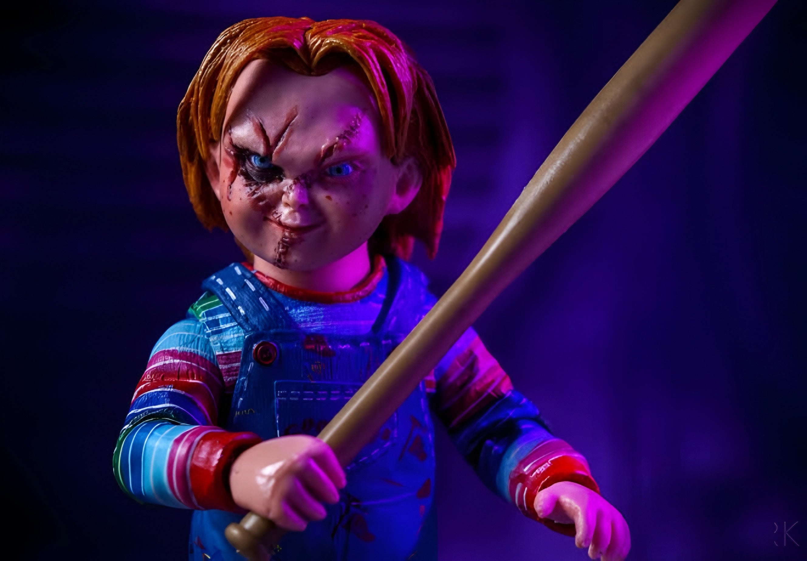 Figura NECA Child’s Play Chucky Versión Ultimate