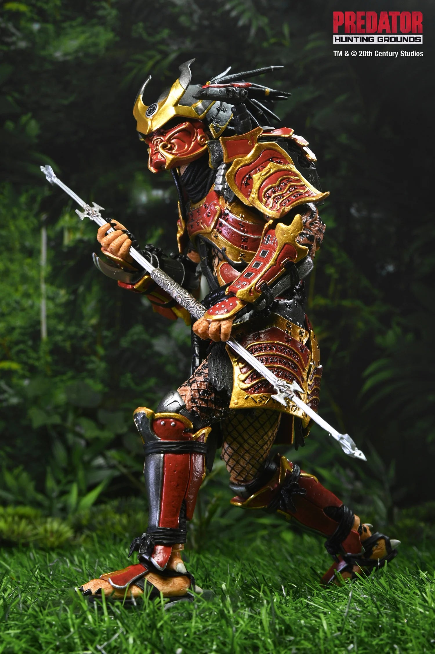 Figura NECA Predator Hunting Grounds Samurai Predator Versión Ultimate