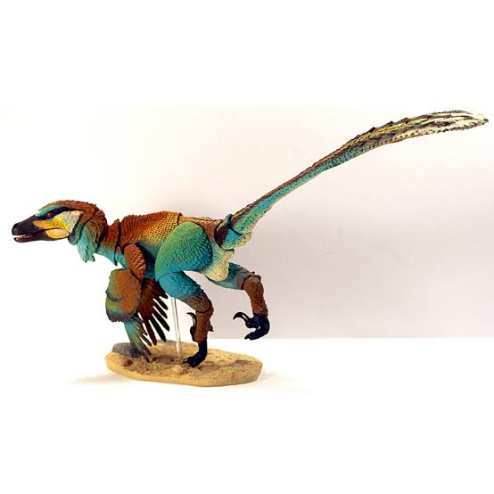 Beasts of the Mesozoic “Linheraptor Exquisitus” 1/6 scale Deluxe Figure