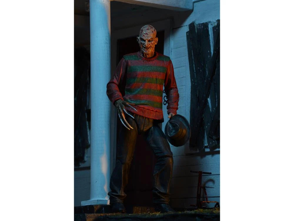 Figura NECA A Nightmare on Elm Street 30th Anniversary Freddy Krueger Versión Ultimate