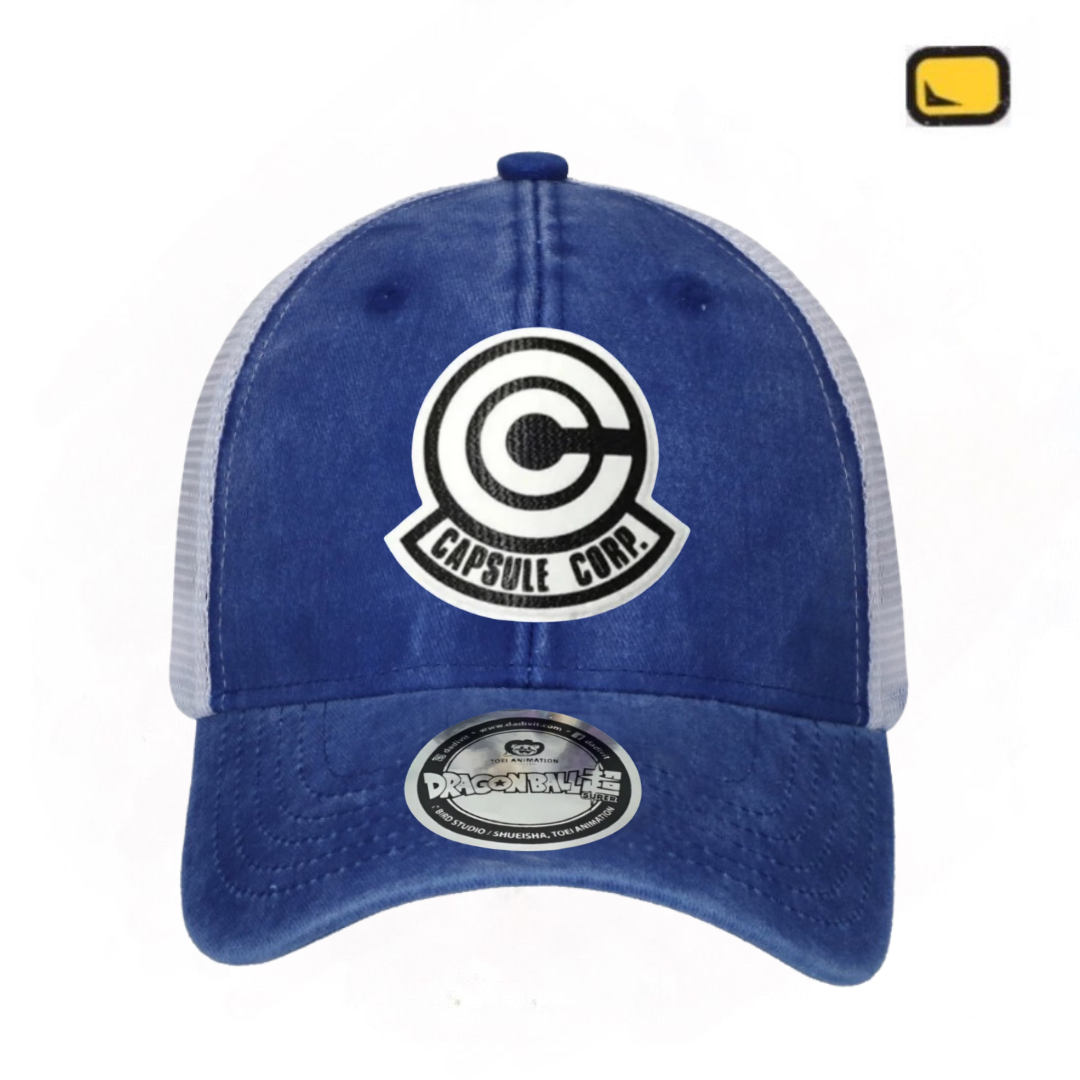 Gorra Dragon Ball Z Capsule Corp Logo Azul Royal/Blanca Tipo Trucker Deslavada