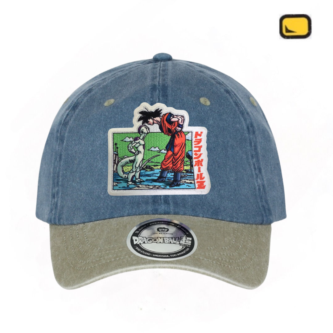 Gorra Dragon Ball Z “Goku vs Freezer” Azul-Beige Vintage