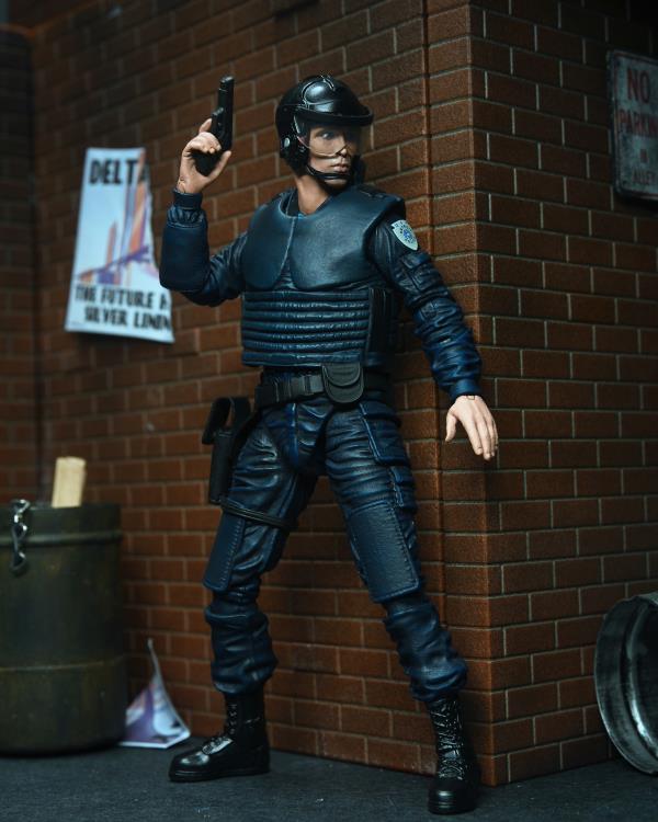Figura NECA RoboCop Alex Murphy (OCP Uniform Edition) Versión Ultimate
