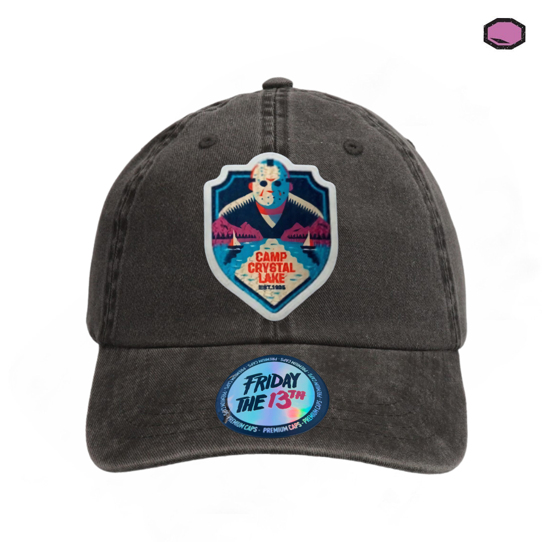 Gorra Friday the 13th Camp Crystal Lake Est. 1935 Gris Tipo Deslavada