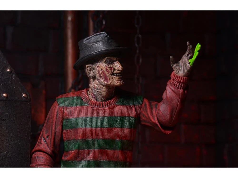 Figura NECA A Nightmare on Elm Street 30th Anniversary Freddy Krueger Versión Ultimate
