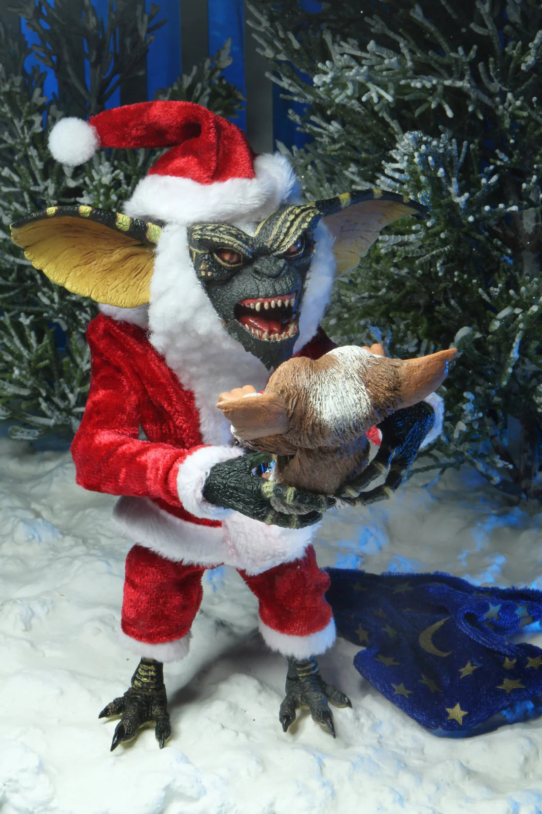 Set de Figuras NECA Santa Stripe & Gizmo Versión Ultimate