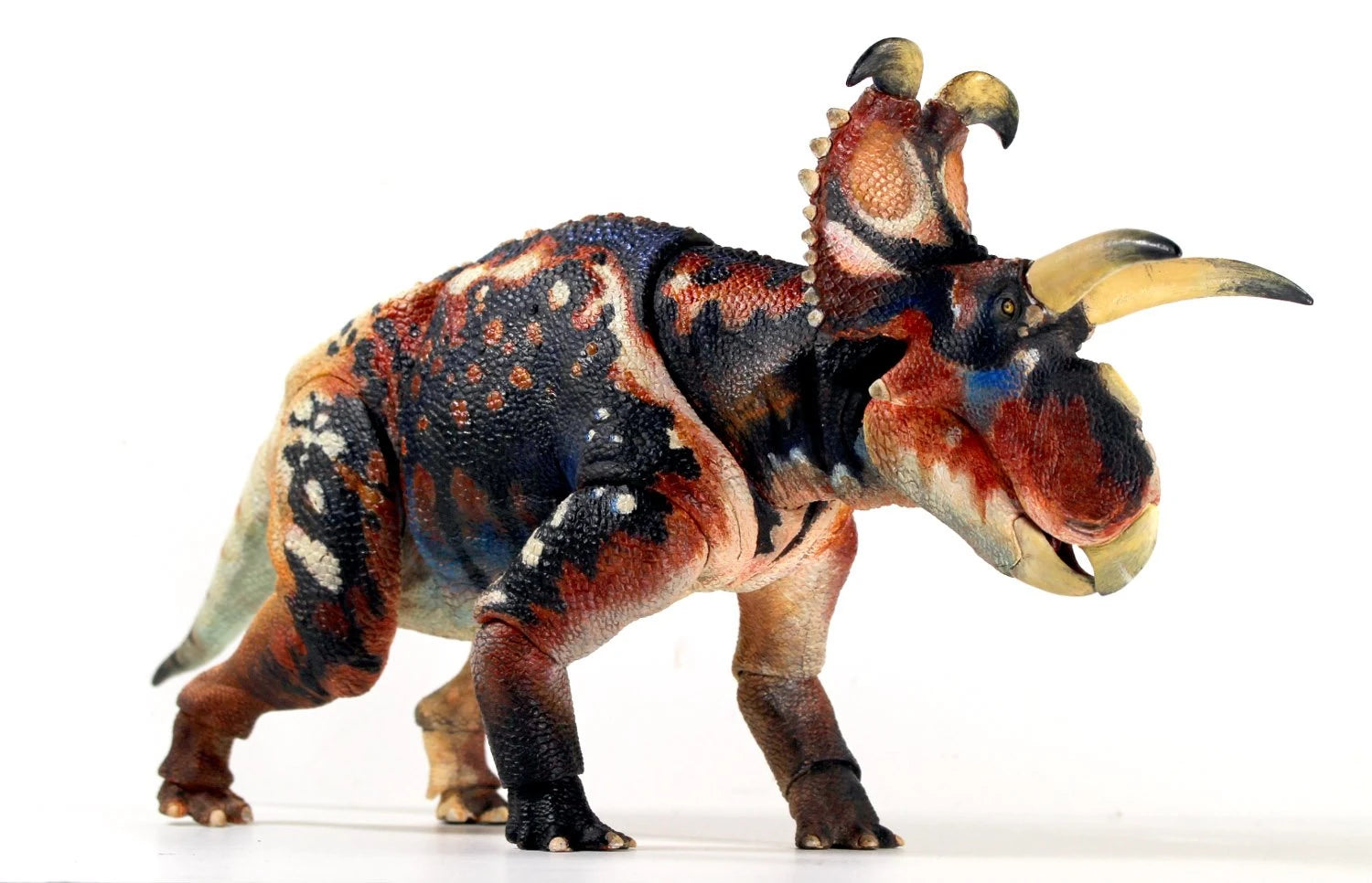 Figura Beasts of the Mesozoic Albertaceratops Nesmoi Escala 1/18