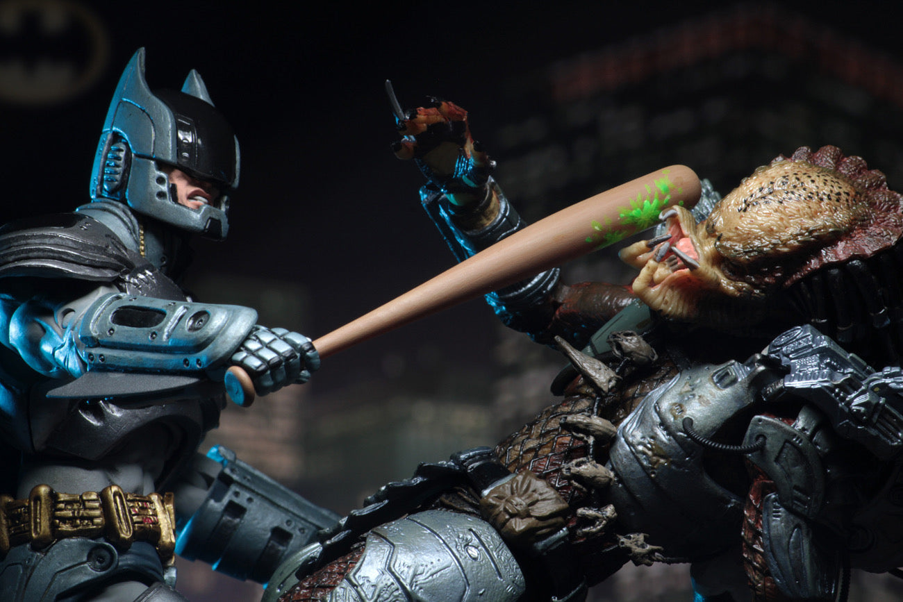 Set de Figuras NECA SDCC 2019 Exclusive Batman vs Predator 2-Pack