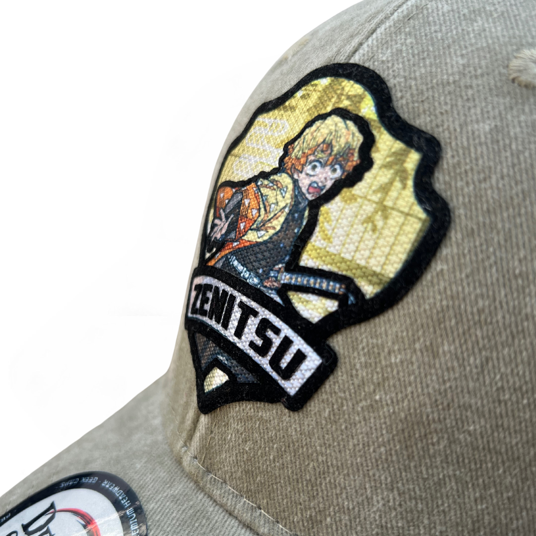 Gorra Demon Slayer: Kimetsu No Yaiba Zenitsu Agatsuma Beige/Blanca Tipo Trucker Deslavada