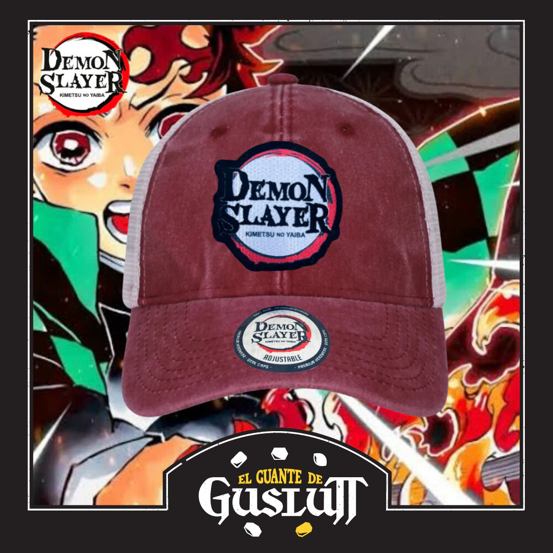 Gorra Demon Slayer: Kimetsu No Yaiba Logo Clásico Roja/Blanca Tipo Trucker Deslavada
