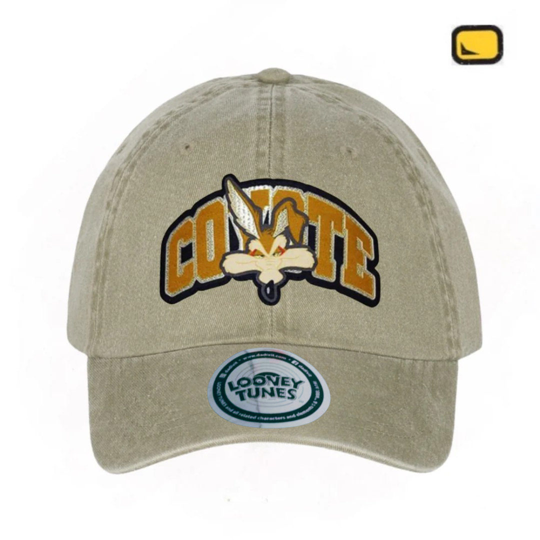 Gorra Looney Tunes Wile E. Coyote Beige Tipo Deslavada
