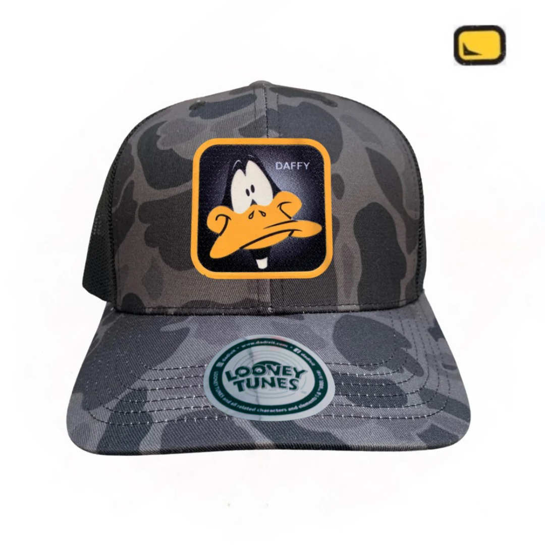 Gorra Looney Tunes “Daffy Duck” Camo Premium Trucker
