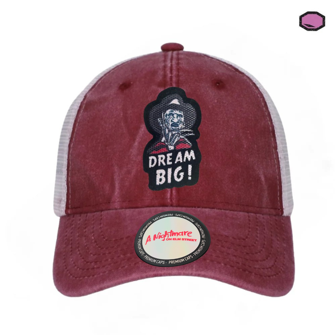 Gorra A Nightmare on Elm Street Dream Big Roja/Blanca Tipo Trucker Deslavada