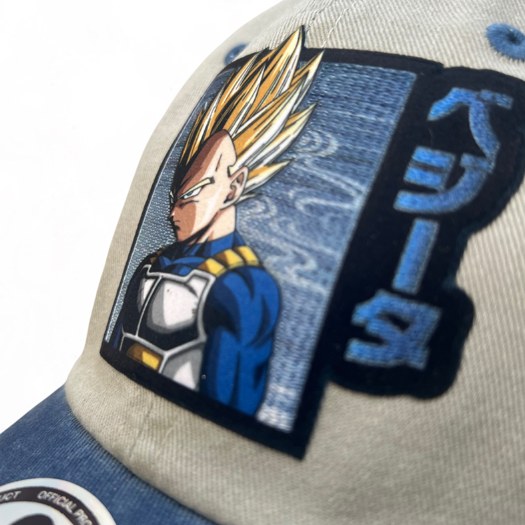 Gorra Dragon Ball Z Super Saiyan Vegeta Azul/Beige Tipo Deslavada