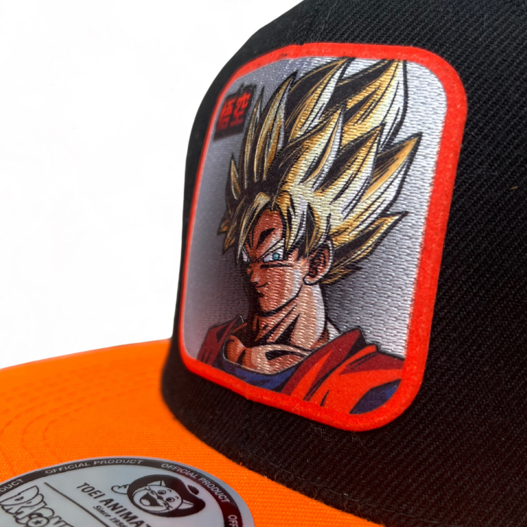 Gorra Dragon Ball Z Super Saiyan Goku Negra/Naranja Snapback