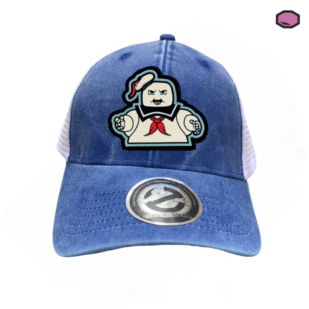 Gorra Los Cazafantasmas Stay Puft Azul Royal/Blanca Tipo Trucker Deslavada