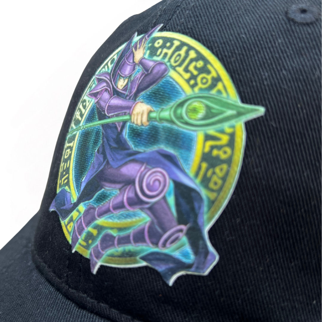 Gorra Yu-Gi-Oh Mago Oscuro Negra