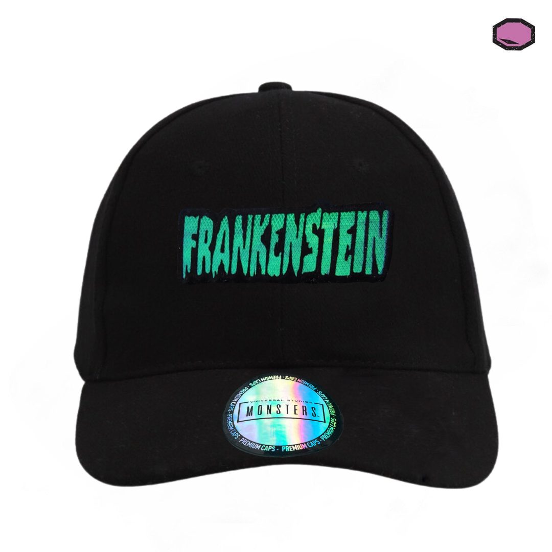 Gorra Universal Monsters Frankenstein Logo Clásico Negra
