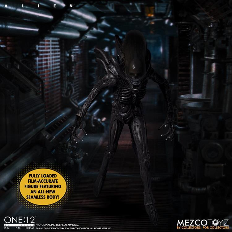 Figura Mezco Toys Big Chap Alien Escala 1/12
