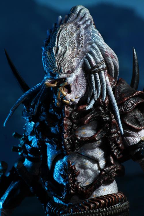 Figura NECA Ultimate Alpha Predator Edición Especial #100