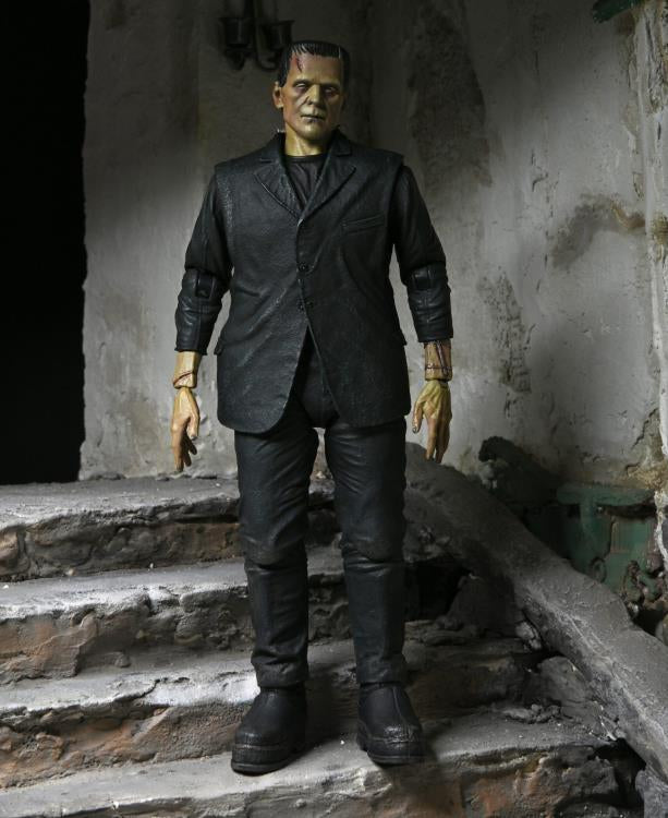Figura NECA Universal Monsters Frankenstein Versión Ultimate