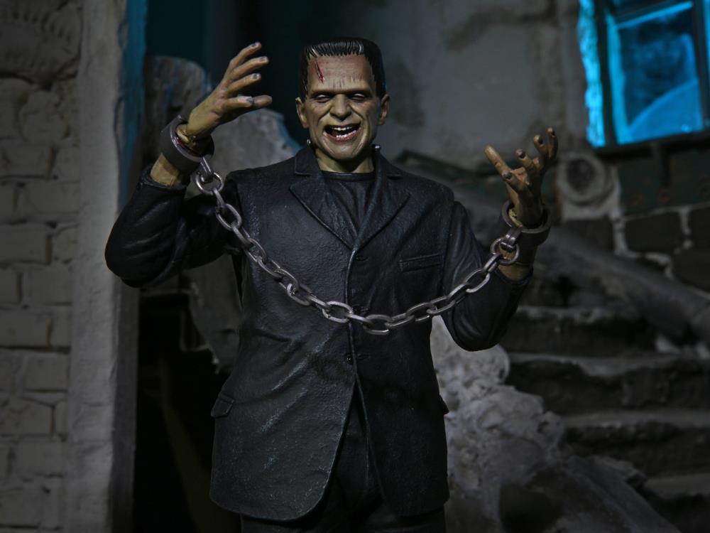 Figura NECA Universal Monsters Frankenstein Versión Ultimate