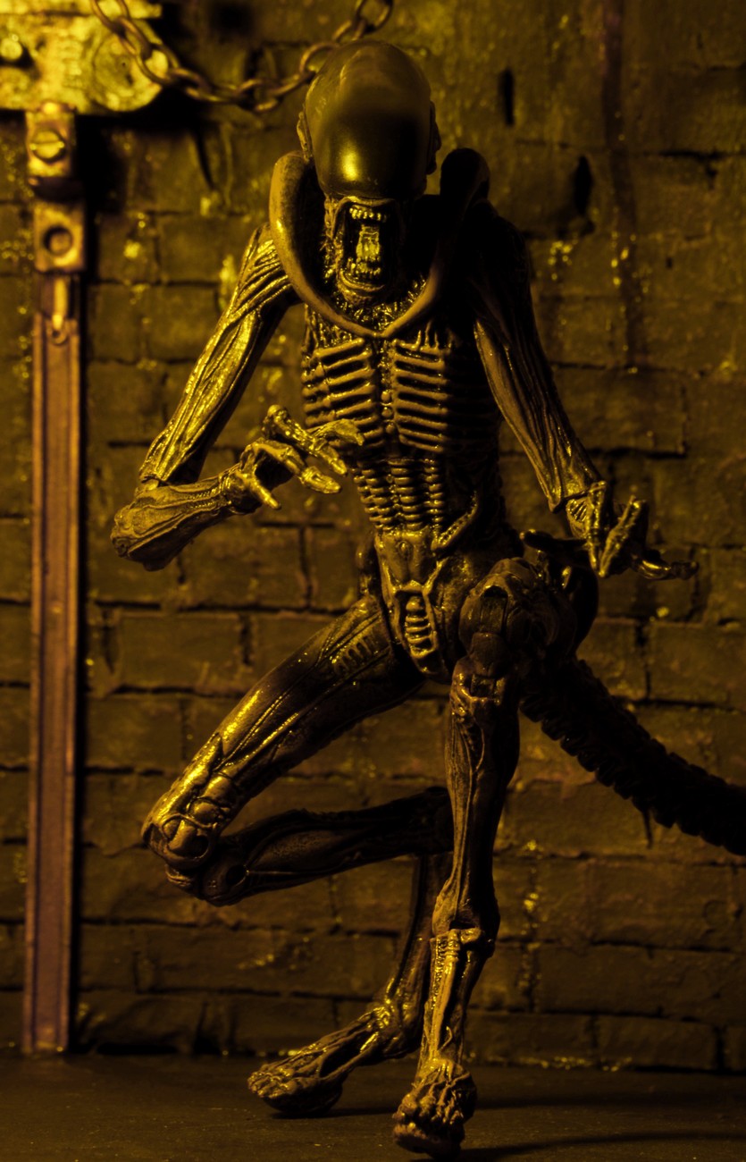 Figura NECA Alien 3 Serie 8 Dog Alien Versión Gris