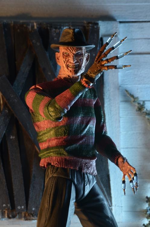 Figura NECA Nightmare on Elm Street Part 3 Dream Warrior Freddy Krueger Versión Ultimate