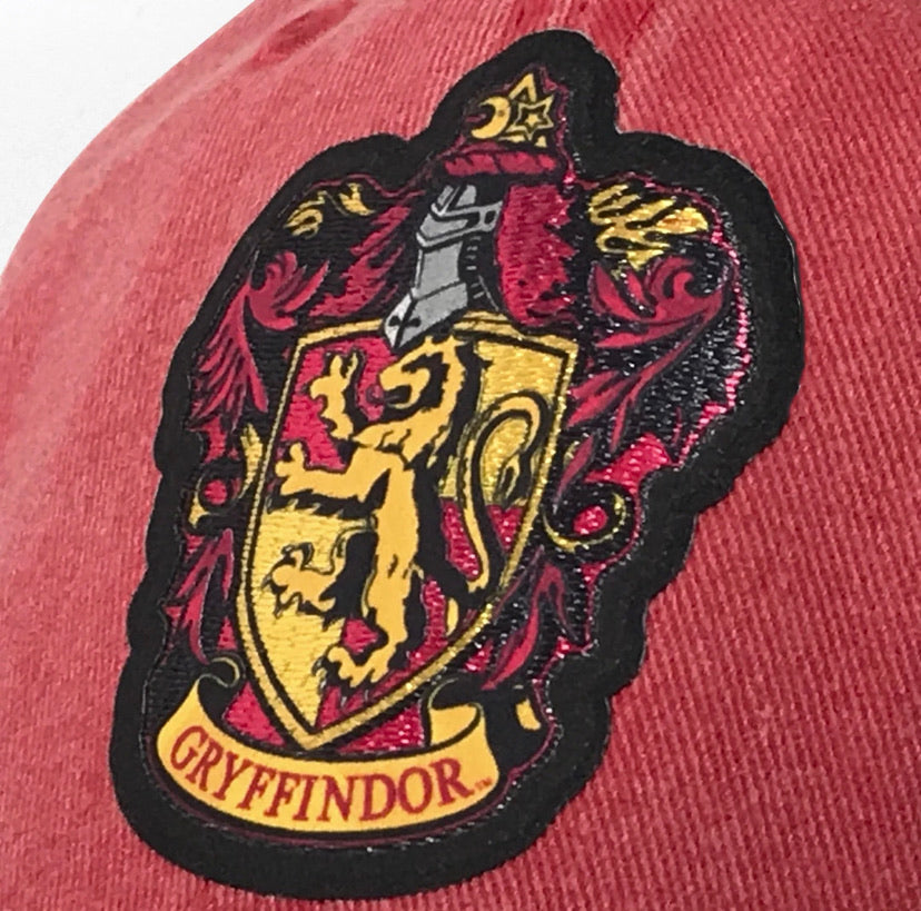 Gorra Harry Potter Emblema Gryffindor Roja Tipo Deslavada