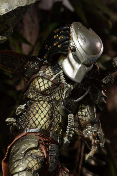Figura NECA Predator Jungle Hunter Versión Ultimate