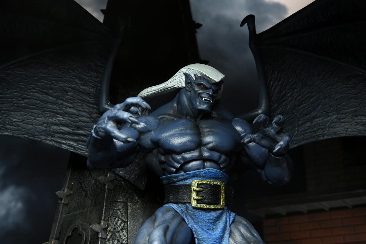 Figura NECA Gargoyles Thailog Versión Ultimate