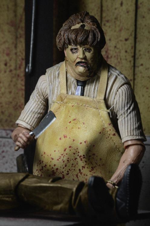 Figura NECA Leatherface Versión Ultimate