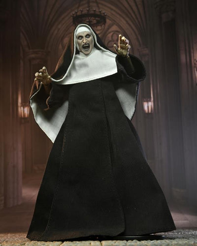 Figura NECA The Conjuring Universe Valak Versión Ultimate