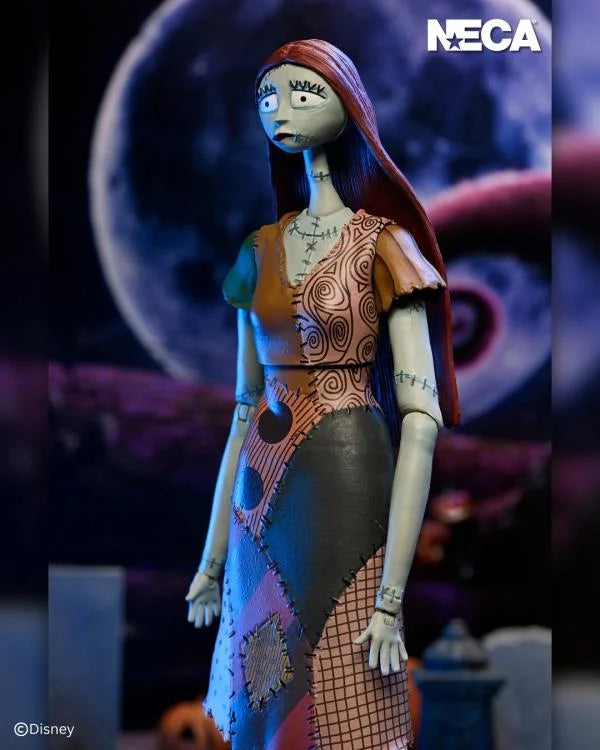 Figura NECA The Nightmare Before Christmas Sally Versión Ultimate