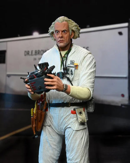Figura NECA Volver al Futuro Doc Brown (Traje NBQ) Versión Ultimate