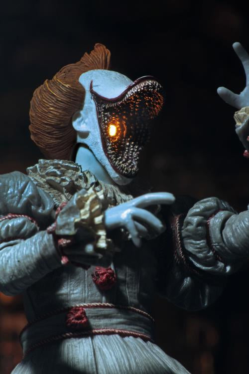 Figura NECA (2017) Pennywise The Dancing Clown Versión Ultimate