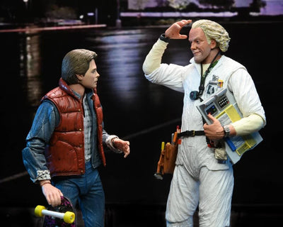 Figura NECA Back to the Future Doc Brown (Traje NBQ) Versión Ultimate
