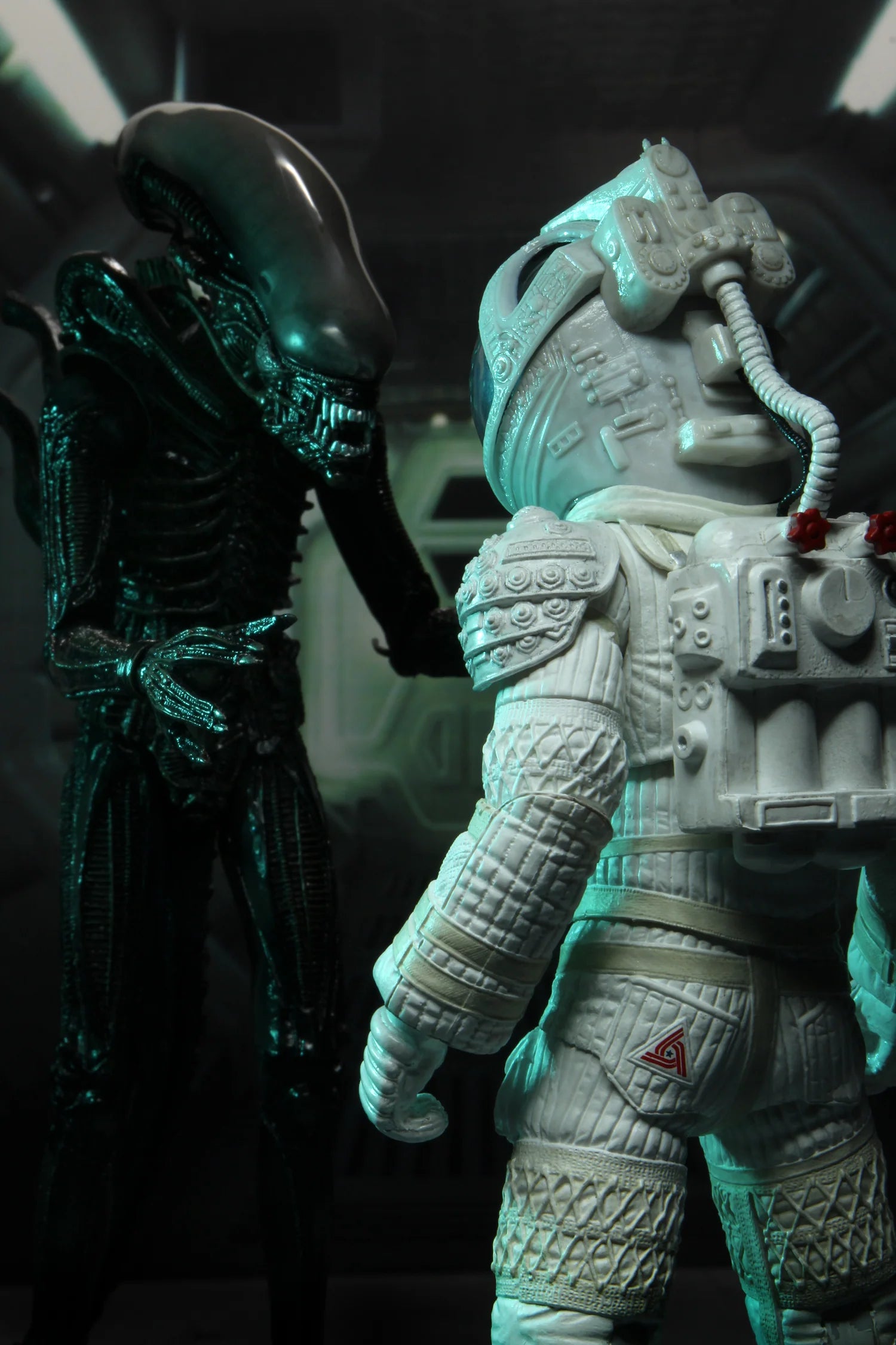 Figura NECA Alien Ellen Ripley (Compression Suit) Versión 40 Aniversario